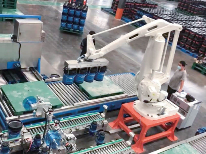 Palletizing and handling on-site case